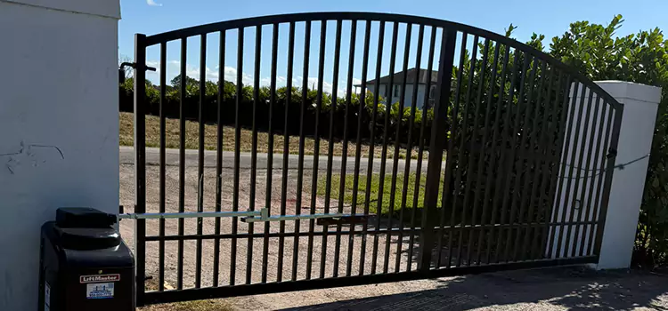 Driveway Fence Repair Bartow